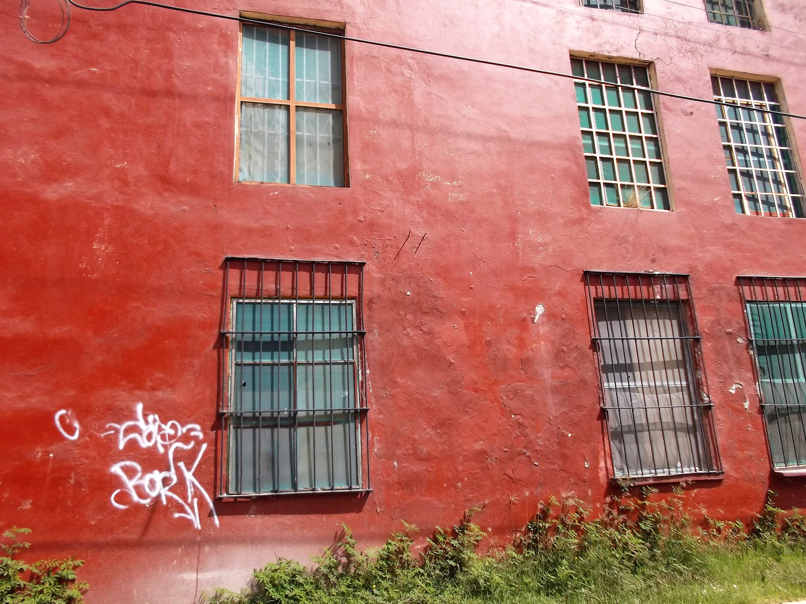 Fenêtres et graffiti immaculé