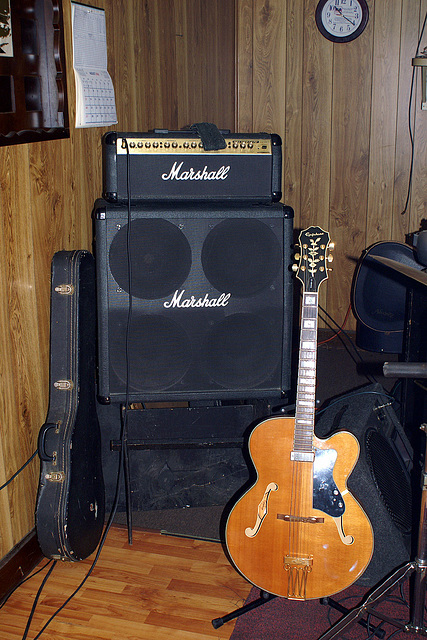 Marshall Half Stack