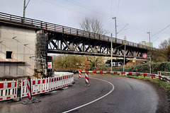 Langenberger Straße mit der Ruhrbrücke Steele (Essen-Überruhr) / 10.02.2024