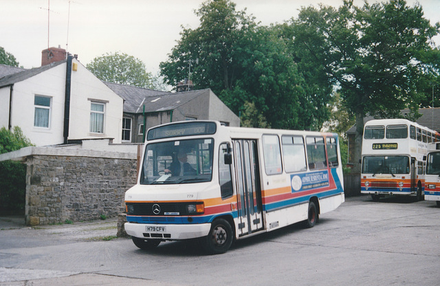 Lancashire United (Blazefield) garage at Clitheroe – 31 May 2001 (467-22) Lancashire United (Blazefield) garage at Clitheroe – 31 May 2001 (467-22)