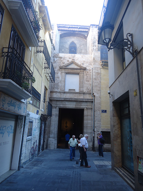 Valencia: iglesia de Santa Catalina (puerta lateral)