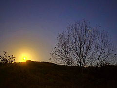 La lune se montre, elle se prend pour le soleil! [EXPLORER]