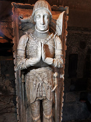 norbury church, derbs (36)tomb of nicholas fitzherbert +1473