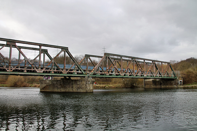 Alte Eisenbahnbrücke Dahlhausen der ehem. Ruhrtalbahn (Essen-Burgaltendorf) / 21.03.2021