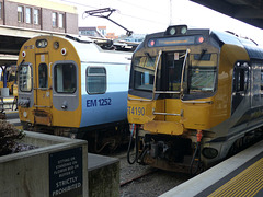 Metlink EMUs at Wellington (1) - 27 February 2015