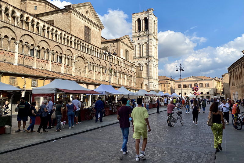 Ferrara 2021 – Piazza Trento e Trieste