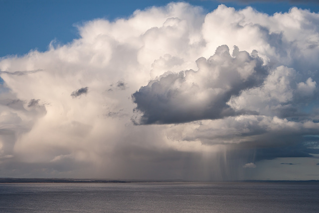 Rain storm over the Tay Estuary