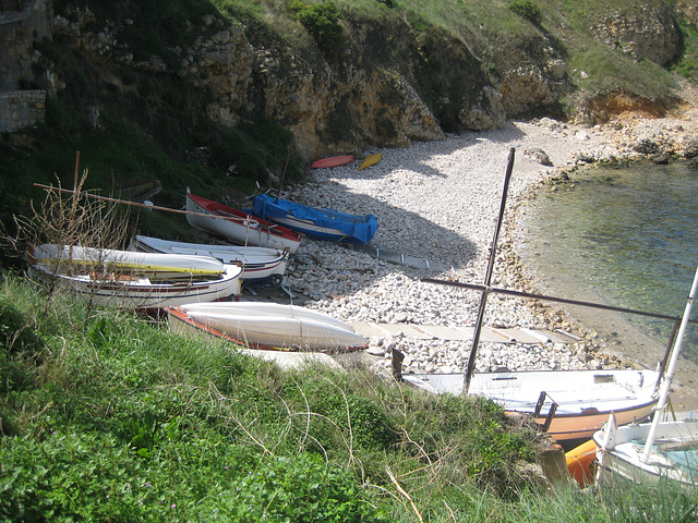 In der Bucht von L`Escala / Costa Brava - Fischerboote.