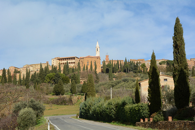 Italy, Look to Pienza from the South