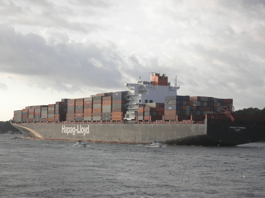 Chicago Express auf der Elbe