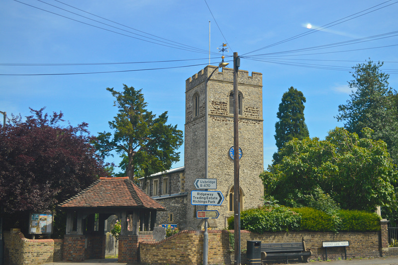 St Peters Church, Iver