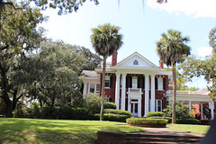 Shot # 1 ~~~~4 photo series of Lovely Southern Homes,  Chatham County, Savannah, Georgia   USA