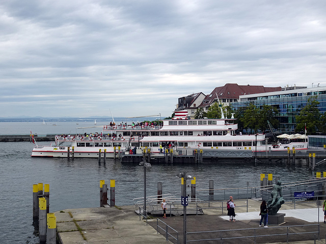 Die MS AUSTRIA aus Bregenz im Hafen Friedrichshaden