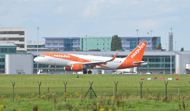 EasyJet EZPY