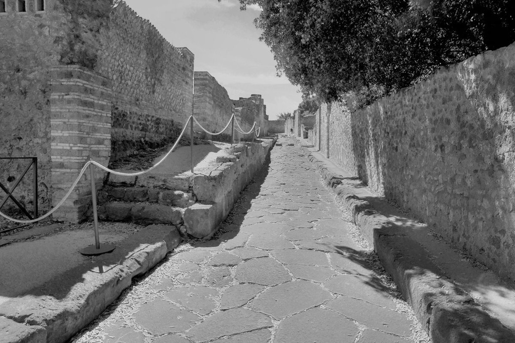 Pompeji, in fast 2000 Jahre alten Gassen