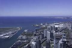 Blick vom CN Tower nach Westen (© Buelipix)