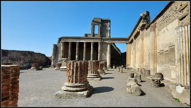 Pompei - (Basilica)