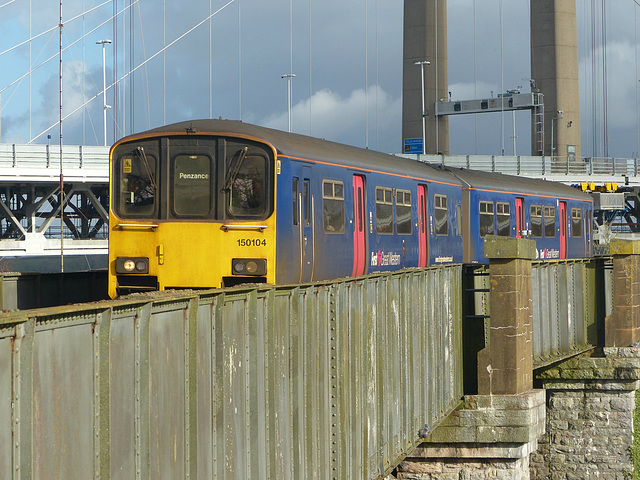 GWR 150104 arriving at Saltash - 2 February 2018