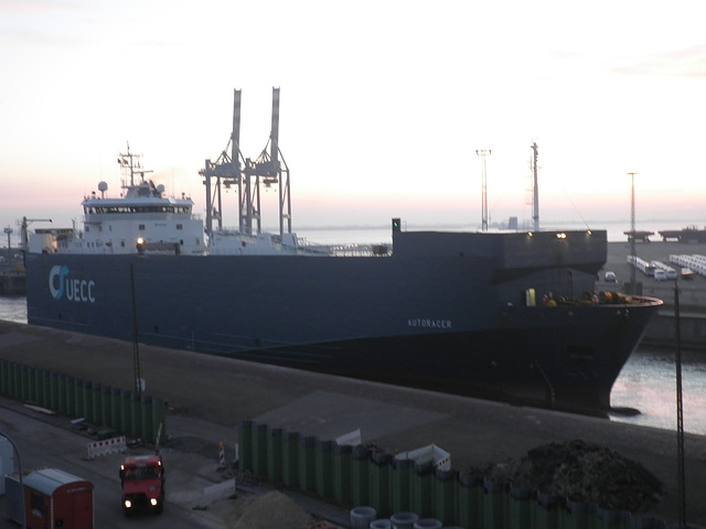 AUTORACER in der Nordschleuse Bremerhaven