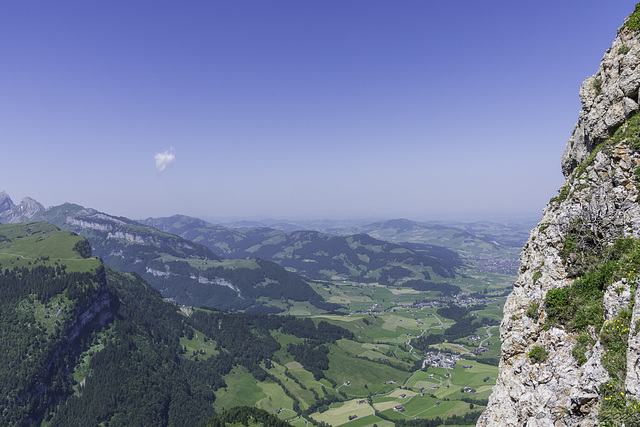 Hoher Kasten - Blick ins Appenzellerland (© Bueliix)