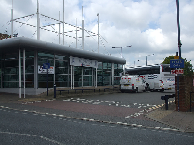 DSCF3460 Bury St. Edmunds bus station - 23 May 2016