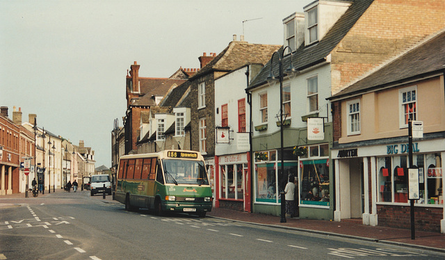 Ipswich Buses 229 (K100 LCT) in Ely – 21 May 1995 (266-07)