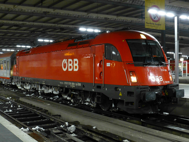 ÖBB 1216 009 at München Hbf - 9 January 2019