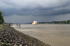 Grande Congo vor der Regenfront