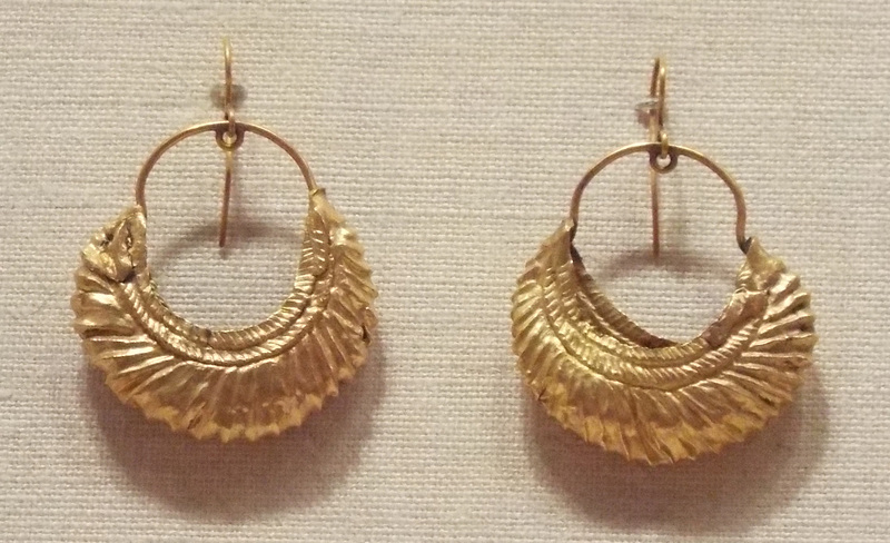 Roman Earrings in the Virginia Museum of Fine Arts, June 2018