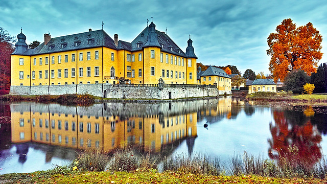 Schloss Dyck in kurzer Ruhephase