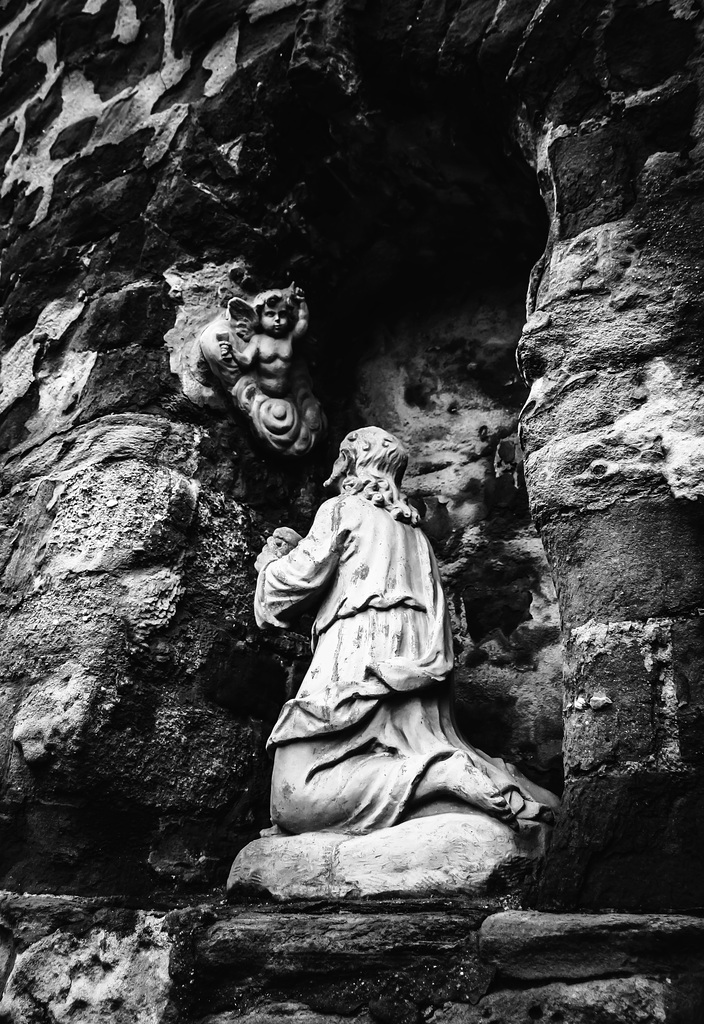 Heldenbergen, Kirche - Detail