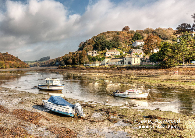 Low tide on the East Looe River, Looe, Cornwall, UK