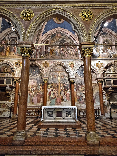 Padova,  Church of Sant'Antonio - Chapel of San Giacomo: Crucifixion