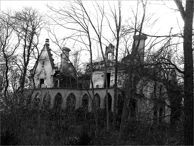 Le château en ruines