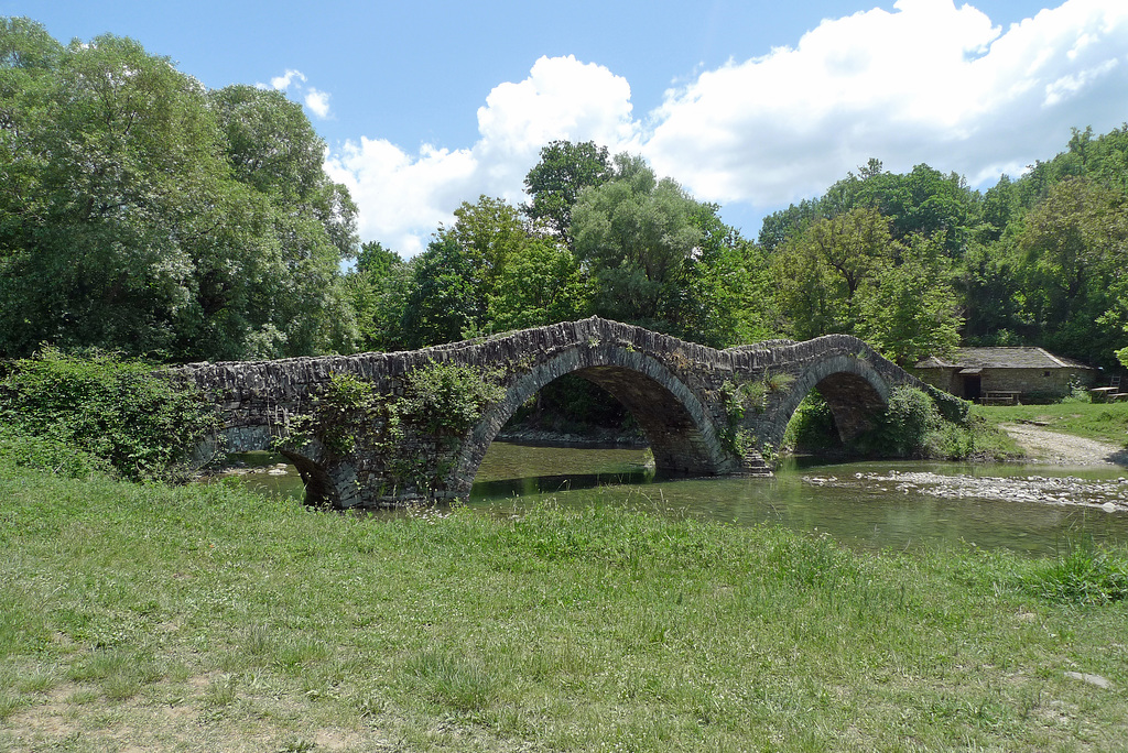 Greece - Kipi, Mylos Bridge