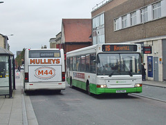 DSCF0118 Mulleys MX57 HDH and Stephensons 458 (GU52 HKC) in Bury St. Edmunds - 23 Oct 2017