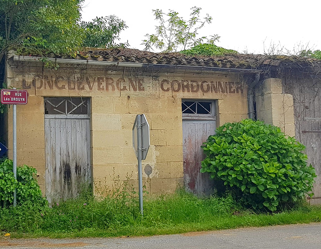 Ancienne  boutique de cordonnier