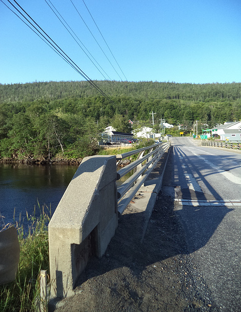 Le pont Ballam /  Ballam Bridge