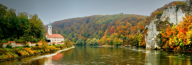 Kloster Weltenburg am Donaudurchbruch. ©UdoSm