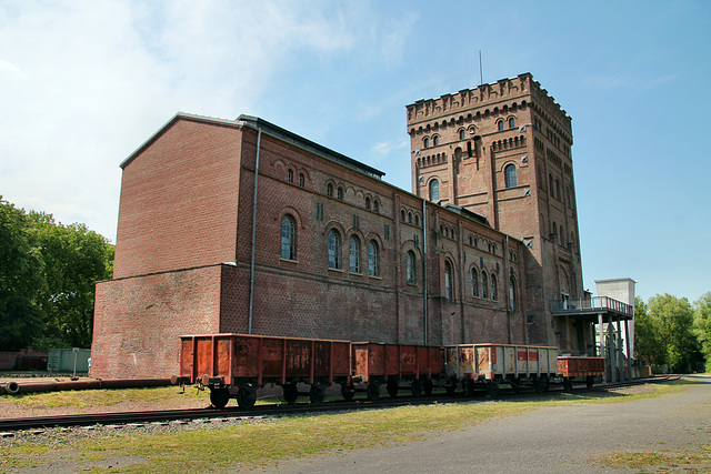 Malakowturm von Schacht 1 mit Maschinenhaus (Zeche Hannover 1/2/5, Bochum-Hordel) / 21.05.2018