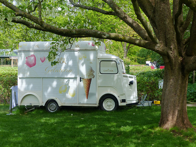 Ice Cream Van - 24 May 2021