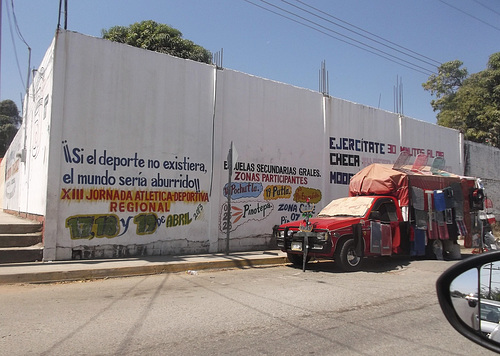 Palabras de pared / Mots muraux