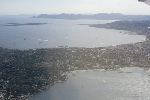 Cannes et îles Lérins, aterrissage