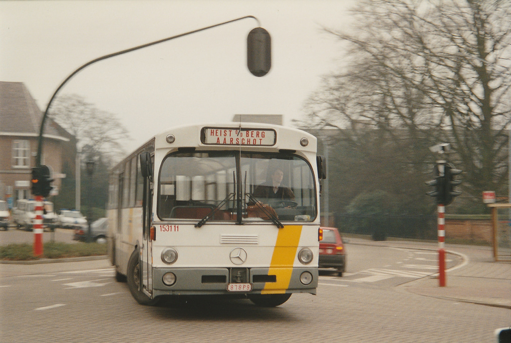 (De Lijn contractor) Jos de Reys 153111 (878 P9) in Heist op-den-Berg - 1 Feb 1993