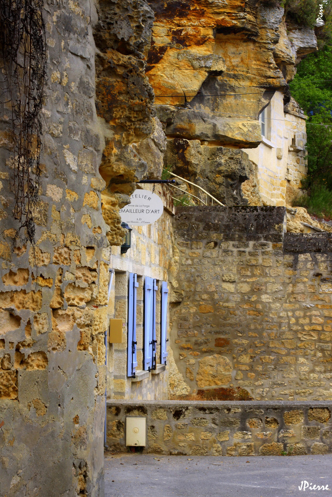 Village troglodyte à Gouvieux (Oise)