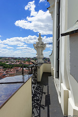 auf dem Glockenturm der Universitätskirche Vilnius (© Buelipix)