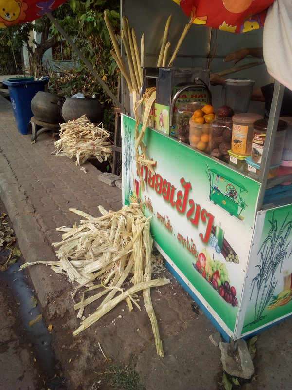 Un bon p'tit boire à la mode laotienne !