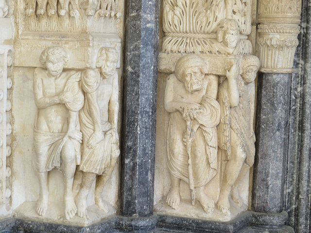 Trogir, portail occidental de la cathédrale : détail.