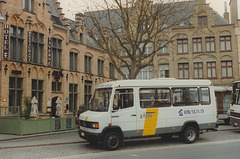 De Lijn contractor - Gruson Autobus 307102 (AEL 514) at Poperinge Grote Markt - 25 Apr 1997