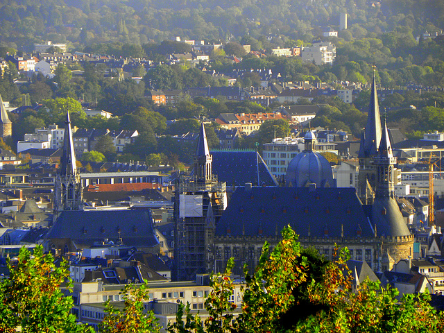 Rathaus -Dom..und  Theresia Kirche Aachen